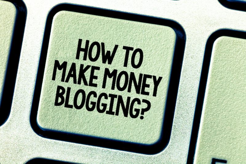 How to Make Money Blogging? written on keyboard key